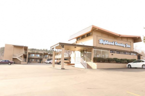 Гостиница Highland Country Inn Flagstaff  Флагстафф